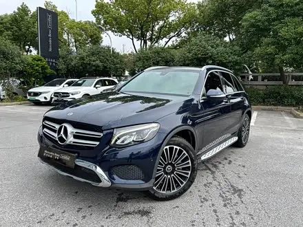 MERCEDES-BENZ GLC 2017
