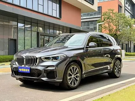 BMW X5 2021