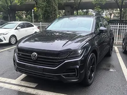 VOLKSWAGEN TOUAREG — из Китая под ключ