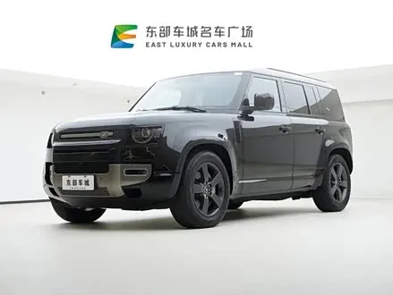 LAND ROVER DEFENDER 2024