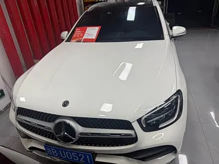 MERCEDES-BENZ GLC 2020