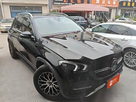 MERCEDES-BENZ GLE 2021