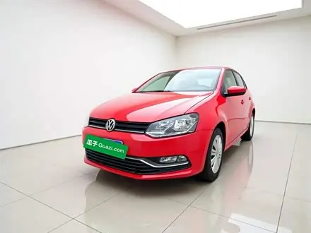 VOLKSWAGEN POLO 2016
