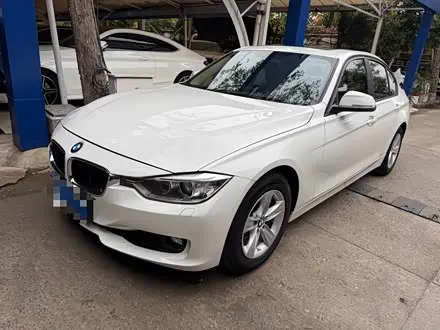 BMW 3 SERIES 2013