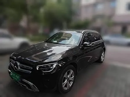 MERCEDES-BENZ GLC 2020