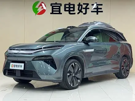 BYD TANG L 2025