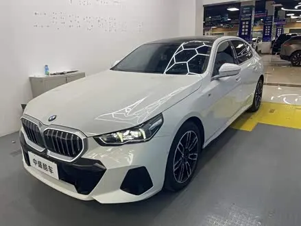 BMW 5 SERIES 2025 — из Китая под ключ
