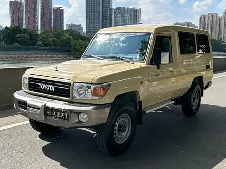 TOYOTA LAND CRUISER LC78 — из Китая под ключ