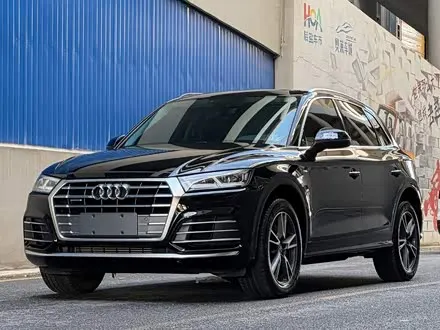 AUDI Q5L — из Китая под ключ