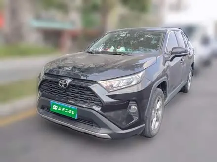 TOYOTA RAV4 — из Китая под ключ