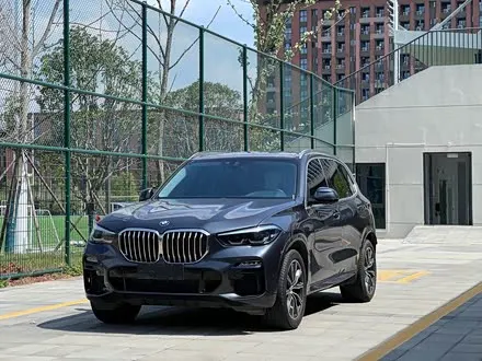 BMW X5 — из Китая под ключ