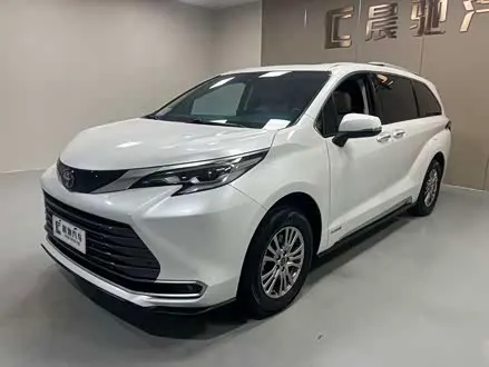 TOYOTA SIENNA — из Китая под ключ