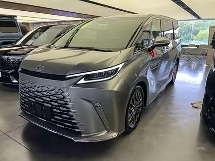 LEXUS LM — из Китая под ключ
