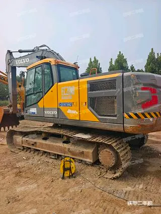 VOLVO EC200EAG — из Китая под ключ