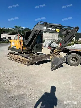 VOLVO EC75D — из Китая