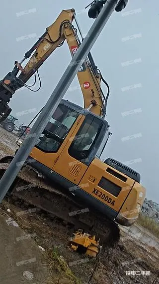 XCMG XE150D — из Китая