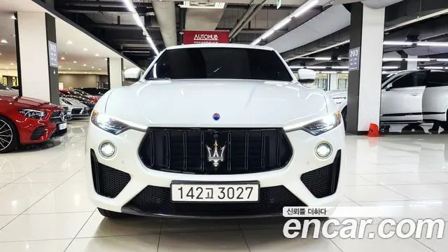 MASERATI LEVANTE — из Кореи под ключ