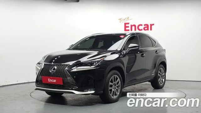 LEXUS NX300H 2017