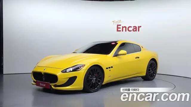 MASERATI GRANTURISMO 2009