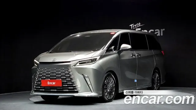 LEXUS LM — из Кореи под ключ
