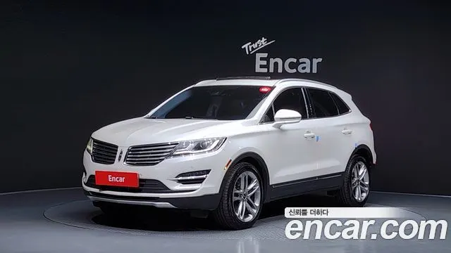 LINCOLN MKC 2018 — 133 338 км, белый, Корея — под ключ — фото 1