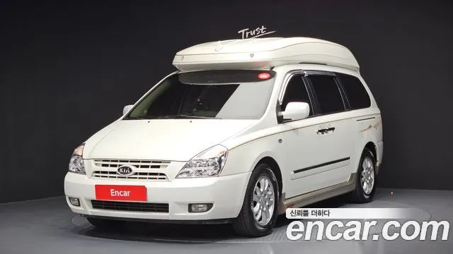 KIA GRAND CARNIVAL 2008