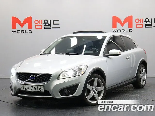 VOLVO C30 2012