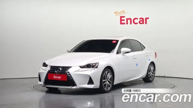 LEXUS IS200T — из Кореи под ключ