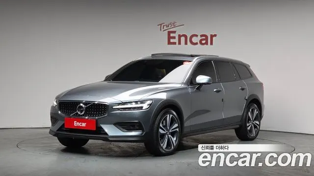 VOLVO V60 CROSS COUNTRY — из Кореи под ключ