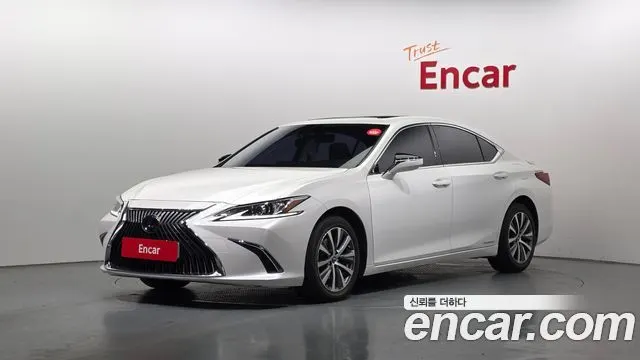 LEXUS ES300H — из Кореи под ключ