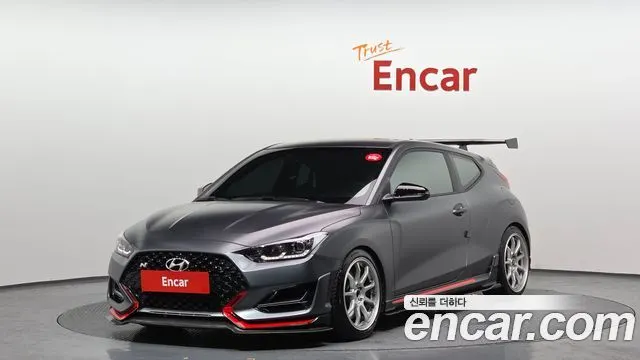 HYUNDAI VELOSTER — из Кореи под ключ