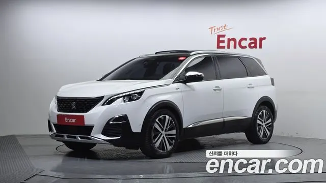 PEUGEOT 5008 2018