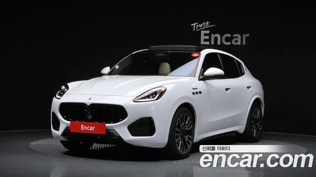 MASERATI GRECALE — из Кореи под ключ