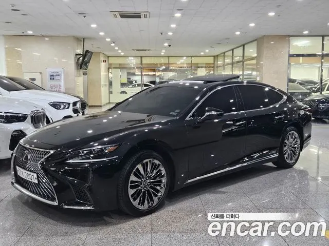LEXUS LS500H — из Кореи под ключ