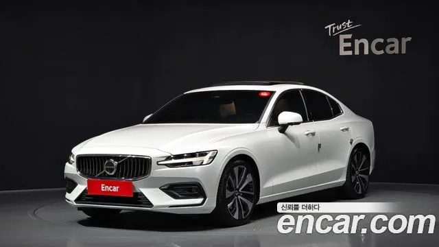 VOLVO S60 — из Кореи под ключ