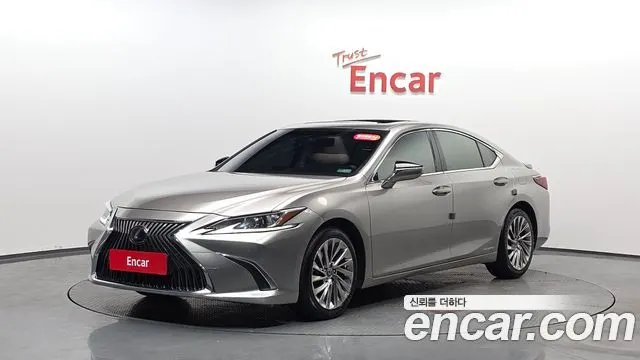 LEXUS ES300H — из Кореи под ключ