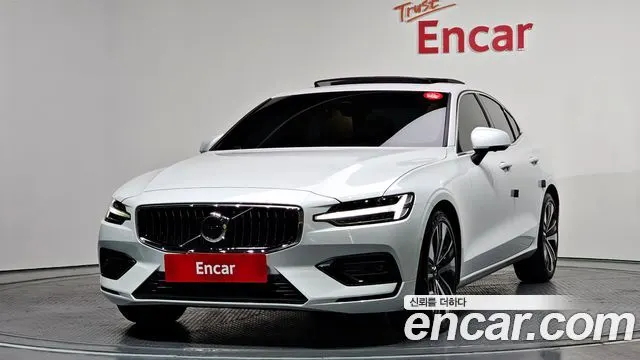 VOLVO S60 — из Кореи под ключ