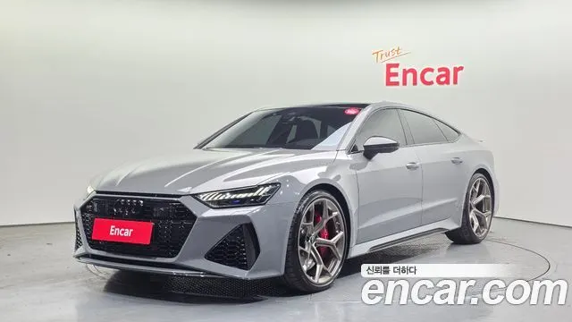 AUDI RS7 2025