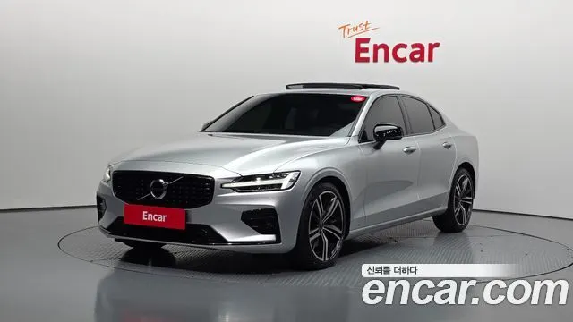 VOLVO S60 — из Кореи под ключ