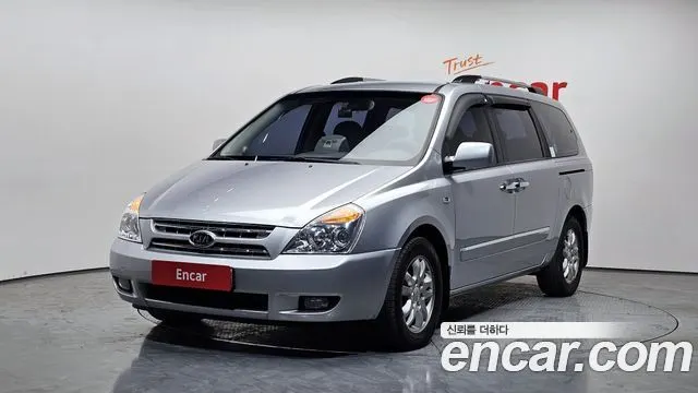 KIA GRAND CARNIVAL 2009