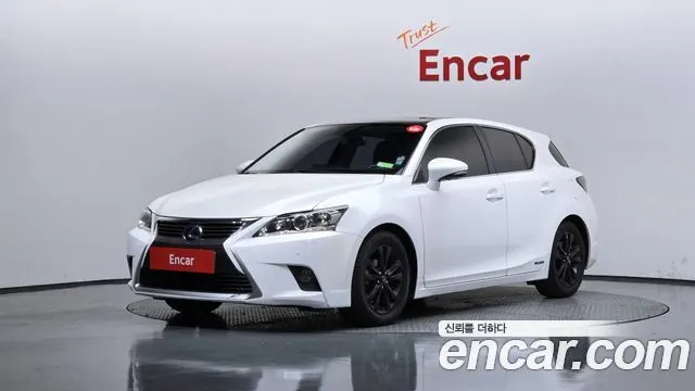 LEXUS CT200H 2014