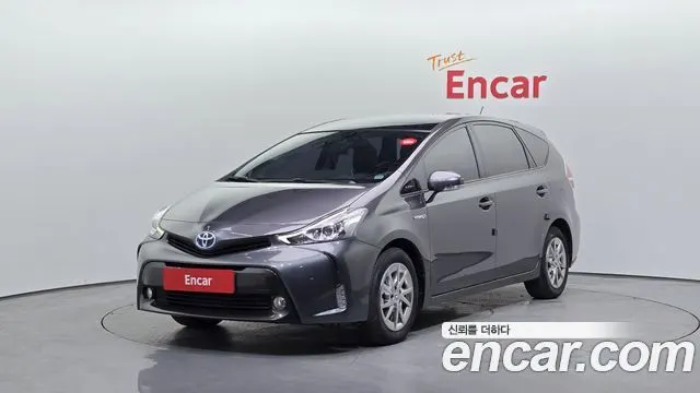 TOYOTA PRIUS V — из Кореи под ключ