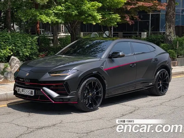 LAMBORGHINI URUS 2023 — 9 150 км, красный, Корея — под ключ — фото 11