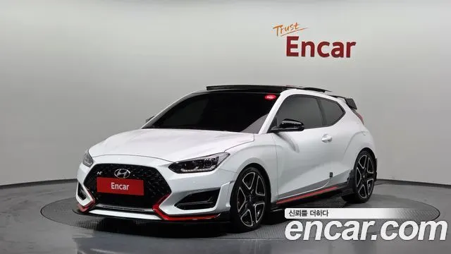 HYUNDAI VELOSTER — из Кореи под ключ
