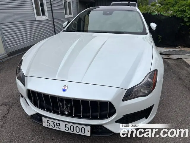MASERATI QUATTROPORTE — из Кореи под ключ