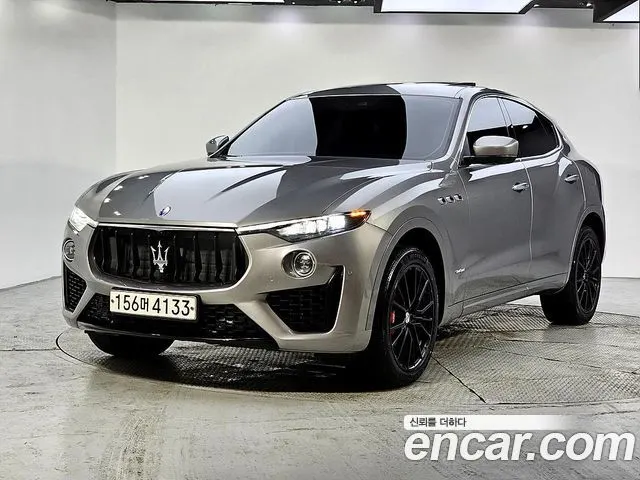 MASERATI LEVANTE — из Кореи под ключ