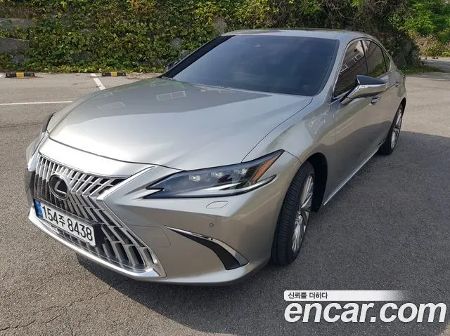 LEXUS ES300H — из Кореи под ключ
