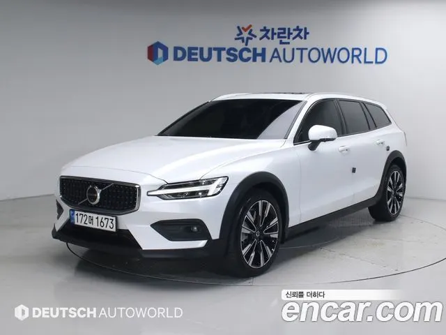 VOLVO V60 CROSS COUNTRY — из Кореи под ключ