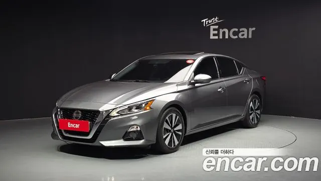 NISSAN ALTIMA — из Кореи под ключ