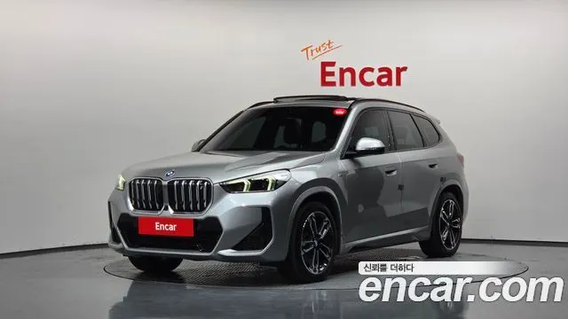 BMW IX1 2023
